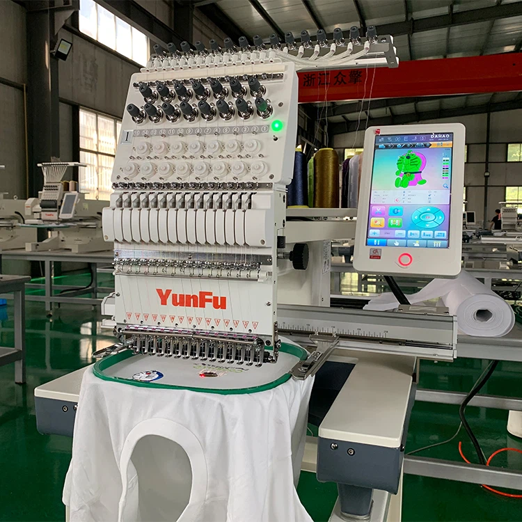 Stroj za ravno vezenje velike površine za vezenje