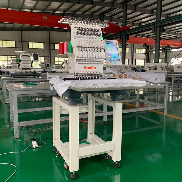 Stroj za vezenje s jednom glavom za početnike